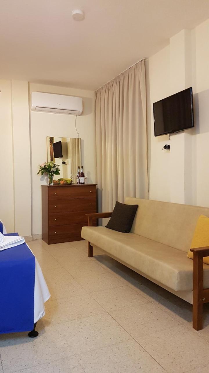 Estia Vasilis Manoli Apartman Ajía Nápa Kültér fotó
