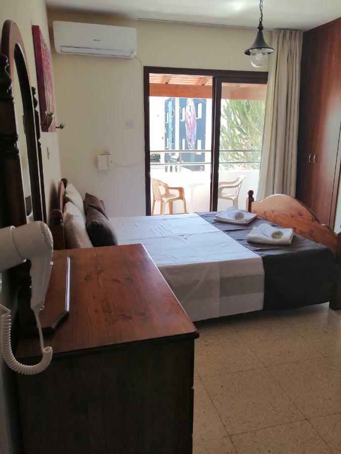 Estia Vasilis Manoli Apartman Ajía Nápa Szoba fotó